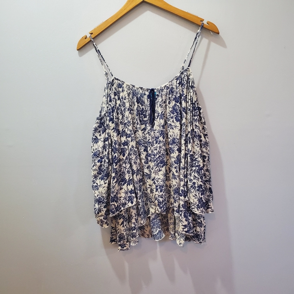 Francesca's Cold Shoulder Blue & White Paisley Top